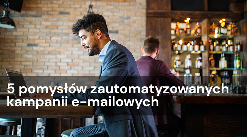 manager-przy-laptopie