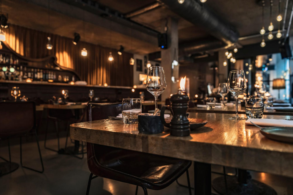Koszt otwarcia restauracji ? ile to naprawdę kosztuje i jak zaplanować budżet?