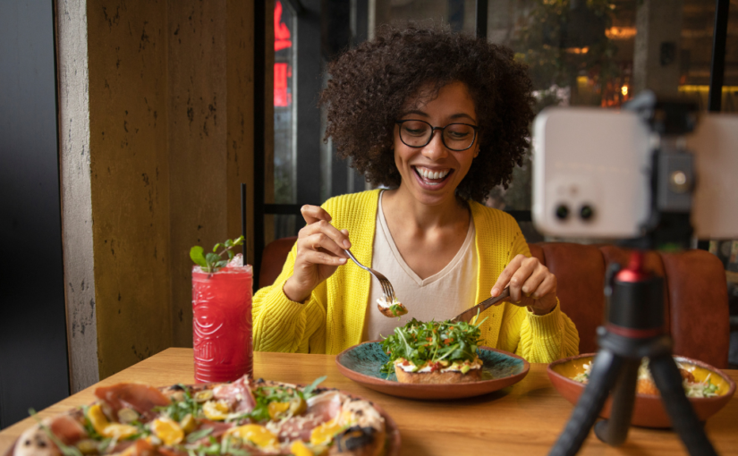 Reklama restauracji: Sprawdzone strategie promocji